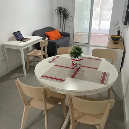 Encantador Piso Con Terraza Y Piscina Apartment Benalmadena
