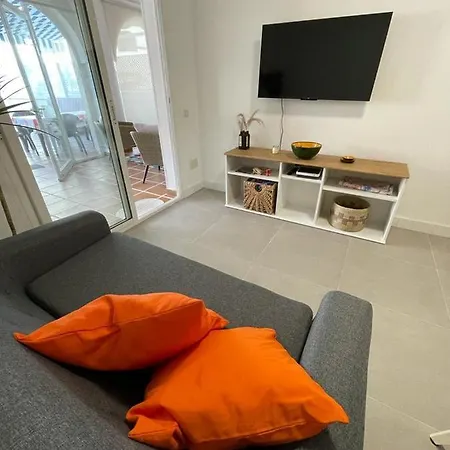 Encantador Piso Con Terraza Y Piscina Apartment *