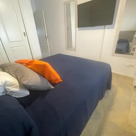 Encantador Piso Con Terraza Y Piscina Apartment