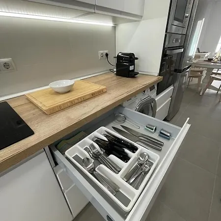 Apartment Encantador Piso Con Terraza Y Piscina